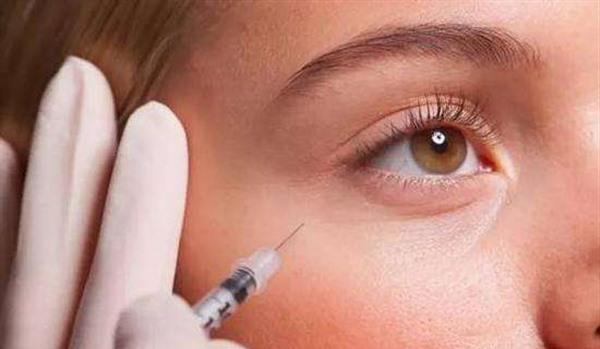 做<a href=http://www.mx185.com/listinfo-731-0.html target=_blank class=infotextkey>玻尿酸</a><a href=http://www.mx185.com/listinfo-782-0.html target=_blank class=infotextkey>去眼角细纹</a>风险有哪些