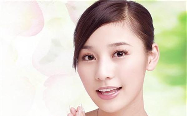 做E光<a href=http://www.mx185.com/listinfo-770-0.html target=_blank class=infotextkey>嫩肤</a>要花多长时间