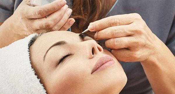 注射<a href=http://www.mx185.com/listinfo-731-0.html target=_blank class=infotextkey>玻尿酸</a>除颈纹多少钱