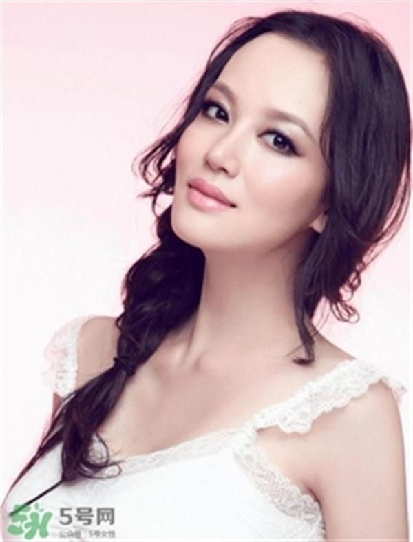 假体<a href=http://www.mx185.com/listinfo-737-0.html target=_blank class=infotextkey>隆鼻</a>多久可以化妆？假体<a href=http://www.mx185.com/listinfo-737-0.html target=_blank class=infotextkey>隆鼻</a>多久可以敷面膜？