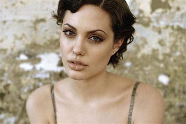 耳软骨垫<a href=http://www.mx185.com/listinfo-757-0.html target=_blank class=infotextkey>鼻尖</a>多久消肿 耳软骨垫<a href=http://www.mx185.com/listinfo-757-0.html target=_blank class=infotextkey>鼻尖</a>肿多久