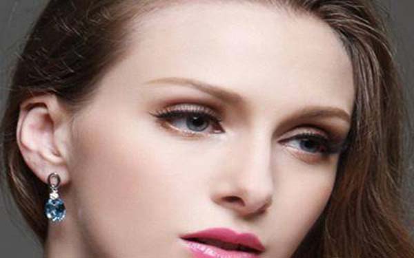 <a href=http://www.mx185.com/listinfo-690-0.html target=_blank class=infotextkey>自体脂肪填充</a>脸