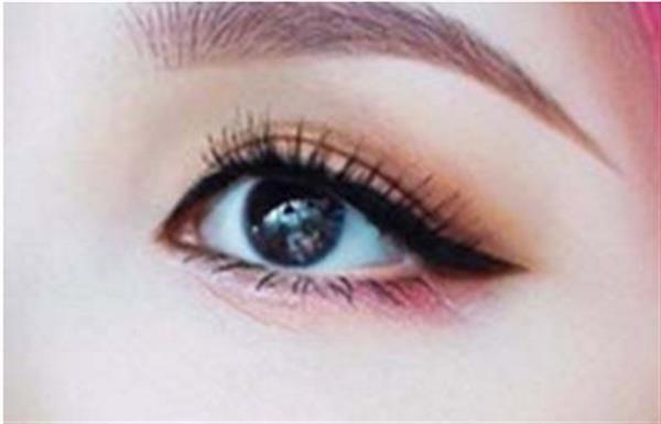 <a href=http://www.mx185.com/listinfo-711-0.html target=_blank class=infotextkey>开眼角</a>手术会有风险吗