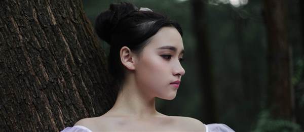 毕竟是动骨头，做<a href=http://www.mx185.com/listinfo-755-0.html target=_blank class=infotextkey>鼻小柱延长</a>术建议看看术前注意问题！