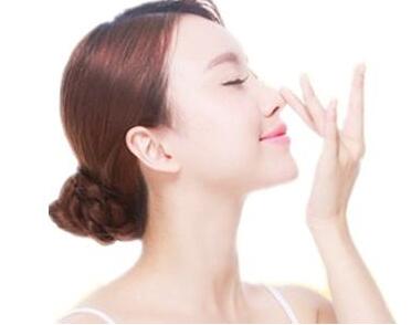 <a href=http://www.mx185.com/listinfo-737-0.html target=_blank class=infotextkey>隆鼻</a>修复术后注意事项