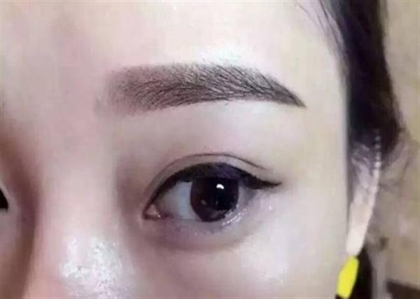疤痕皮肤可不可以纹眉呀
