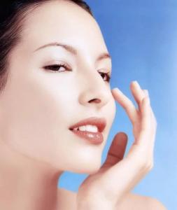 彩光<a href=http://www.mx185.com/listinfo-770-0.html target=_blank class=infotextkey>嫩肤</a>手术会有哪些特点呢