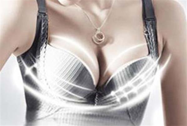 <a href=http://www.mx185.com/listinfo-617-0.html target=_blank class=infotextkey>巨乳缩小</a>手术原则是什么