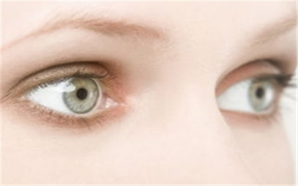 眼部多项整形对比