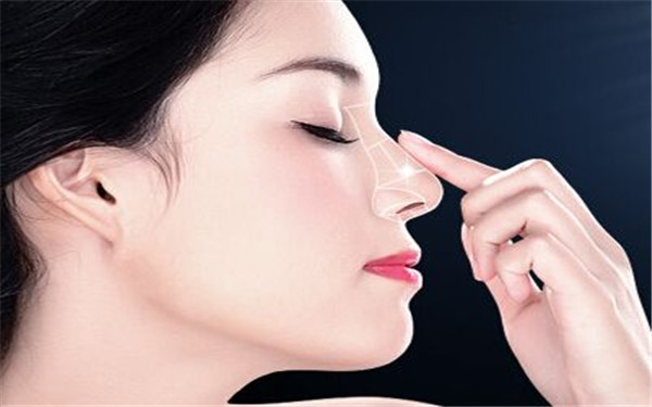 膨体<a href=http://www.mx185.com/listinfo-737-0.html target=_blank class=infotextkey>隆鼻</a>虽易感染但可预防