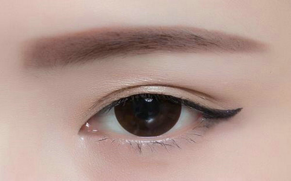 <a href=http://www.mx185.com/listinfo-714-0.html target=_blank class=infotextkey>纹眼线</a>对眼睛有伤害吗?