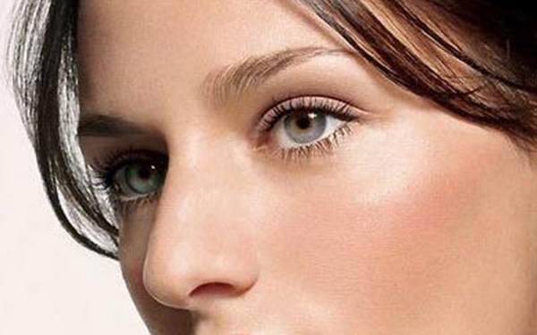 杭州<a href=http://www.mx185.com/listinfo-737-0.html target=_blank class=infotextkey>隆鼻</a>整形手术的价格