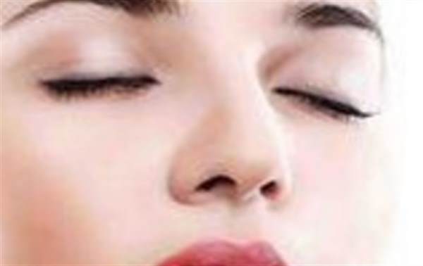透明质酸<a href=http://www.mx185.com/listinfo-737-0.html target=_blank class=infotextkey>隆鼻</a>疼吗