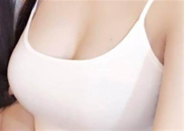 <a href=http://www.mx185.com/listinfo-618-0.html target=_blank class=infotextkey>隆胸</a>手术价格要多少钱